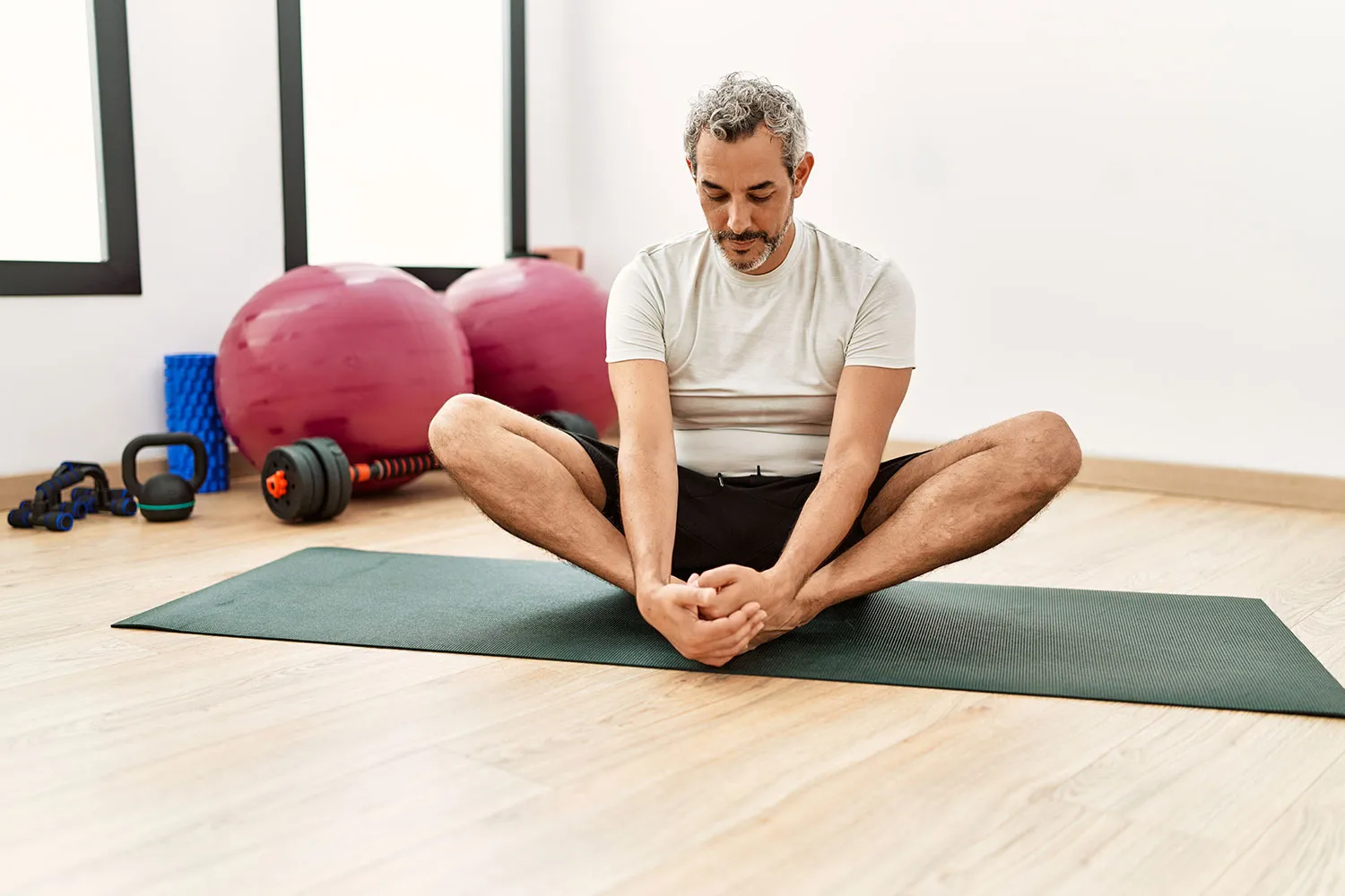 Pain Awareness Month: Tips for Managing Rheumatoid Arthritis Pain